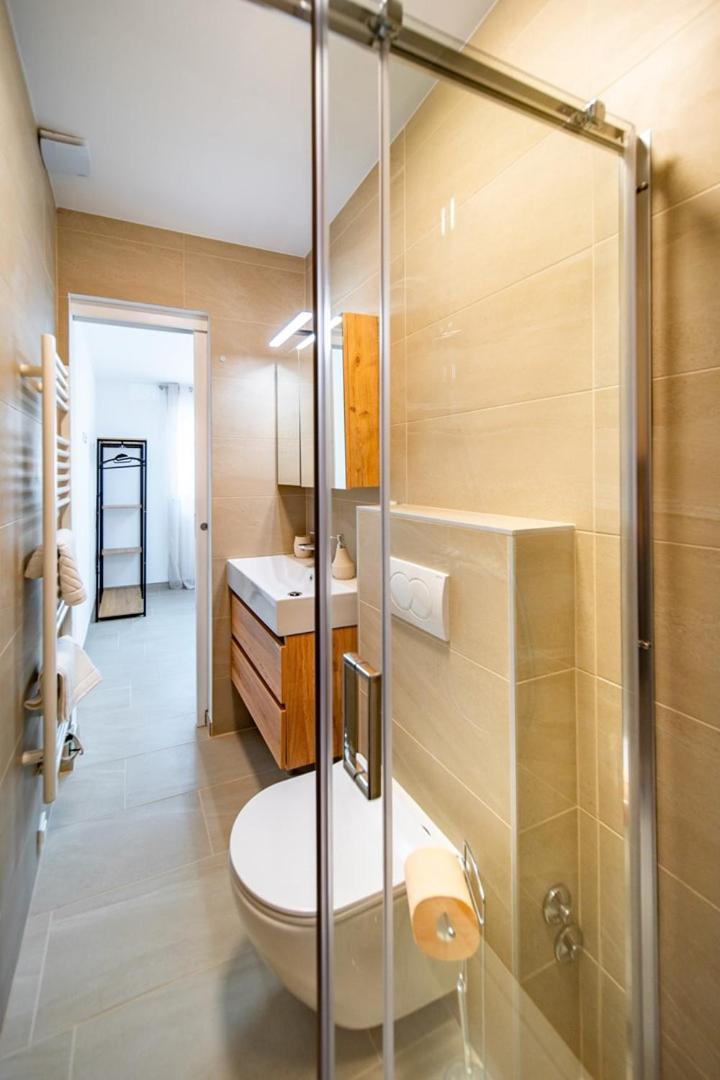 Arti Holiday Homes Banjol エクステリア 写真