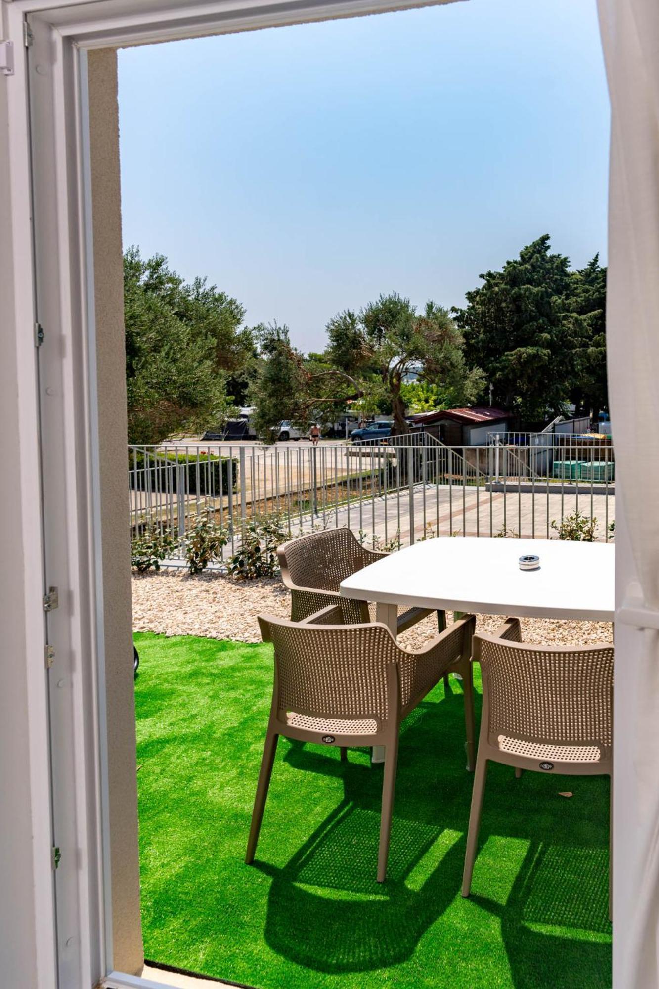 Arti Holiday Homes Banjol 部屋 写真
