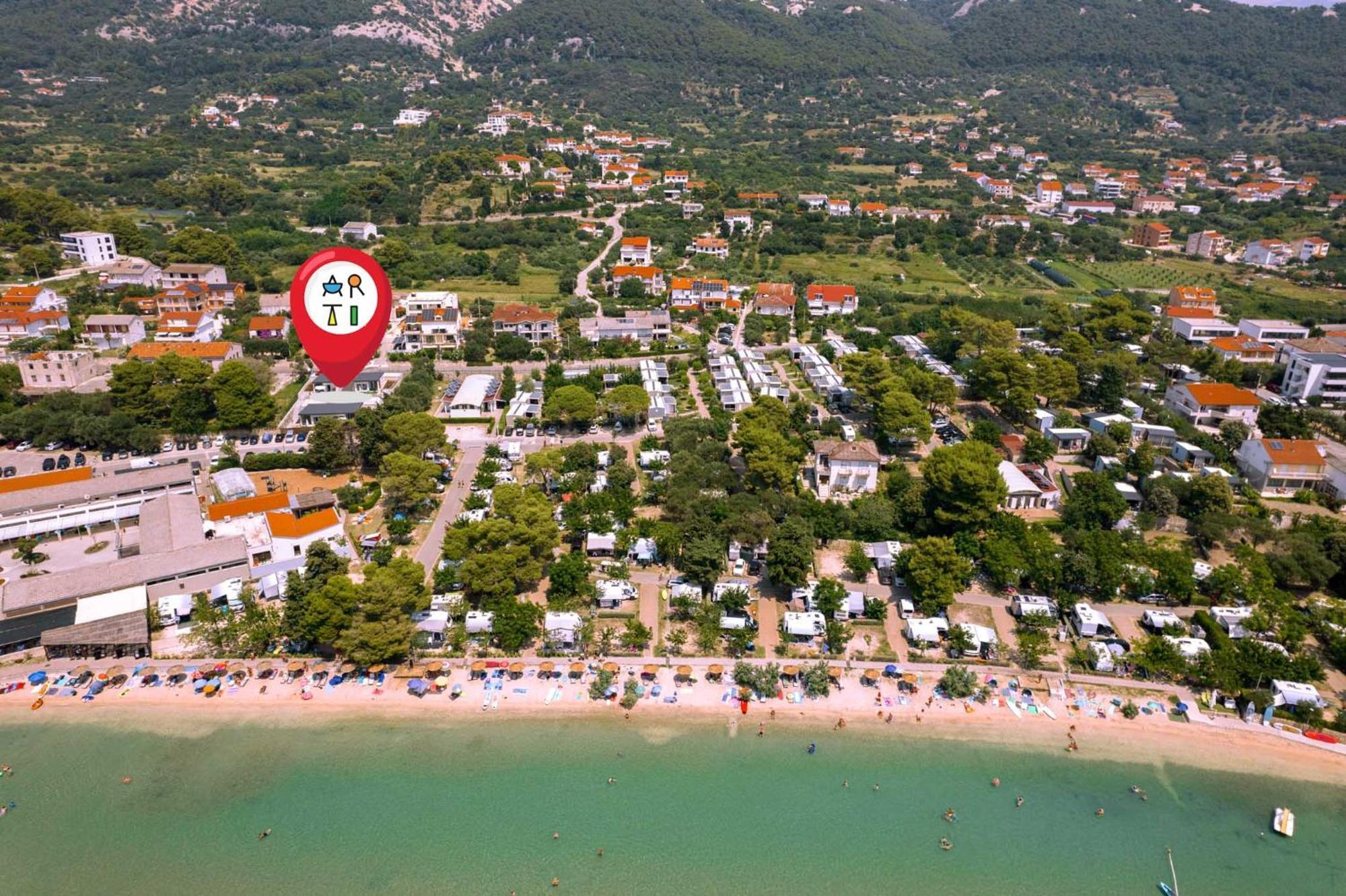 Arti Holiday Homes Banjol エクステリア 写真